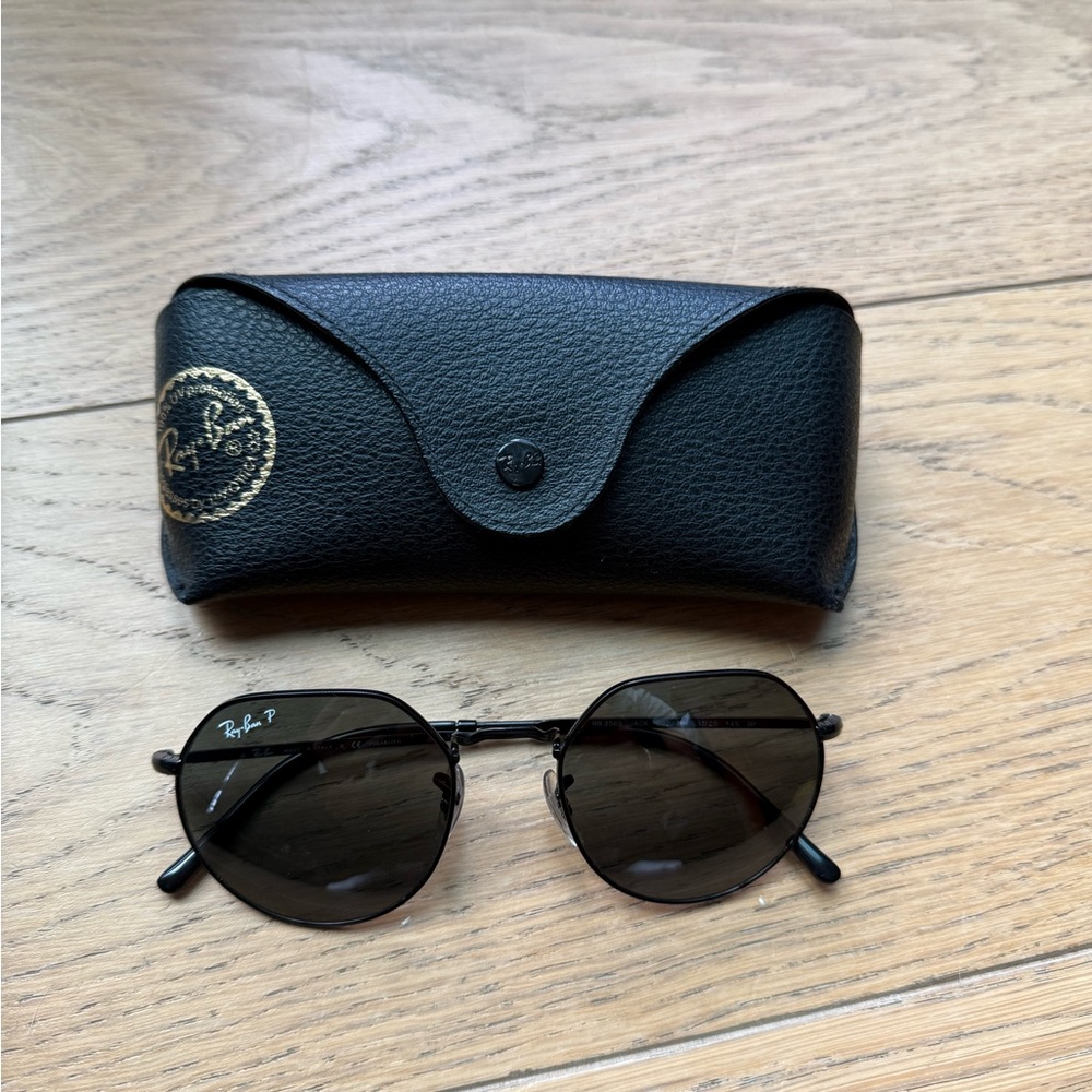 Ray Ban - Round Metal Polarized Sunglasses - Black